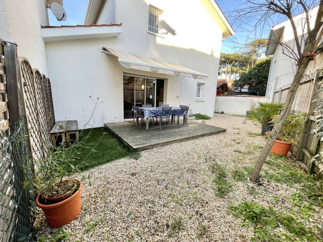 Louer une villa à la semaine pour 6 personnes à Biscarrosse plage