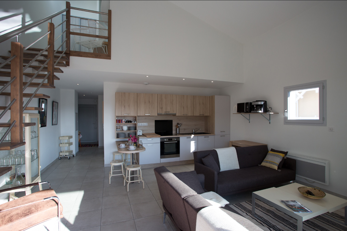 Résidence récente avec 2 places de parking privées, à deux pas des commerces et de la plage