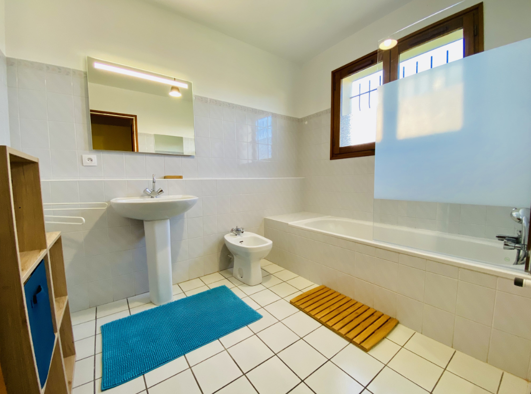 a qui confier mon bien en location saisonnière ? 