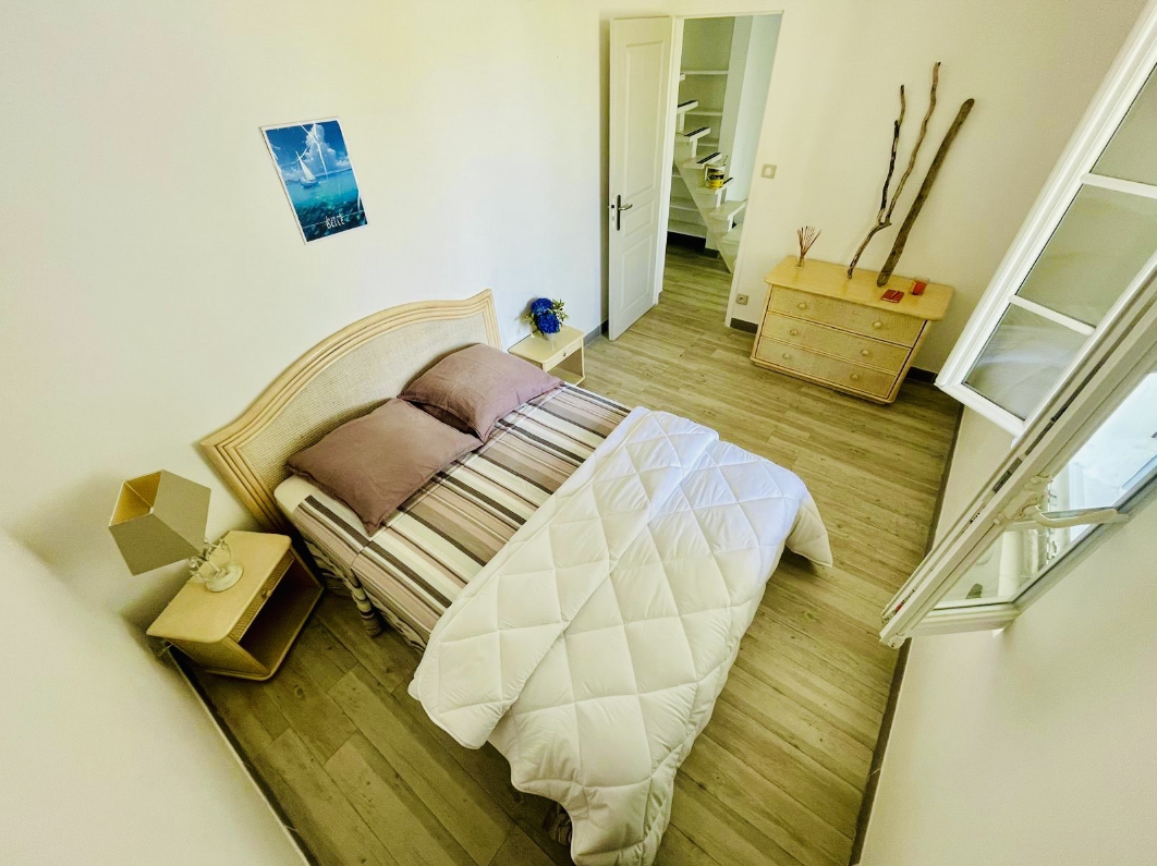 Maison à louer avec trois chambres et jardin proche des plages du lac de Biscarrosse