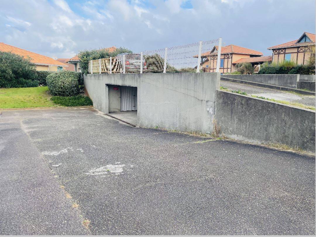 Garage à vendre à Biscarrosse Plage
