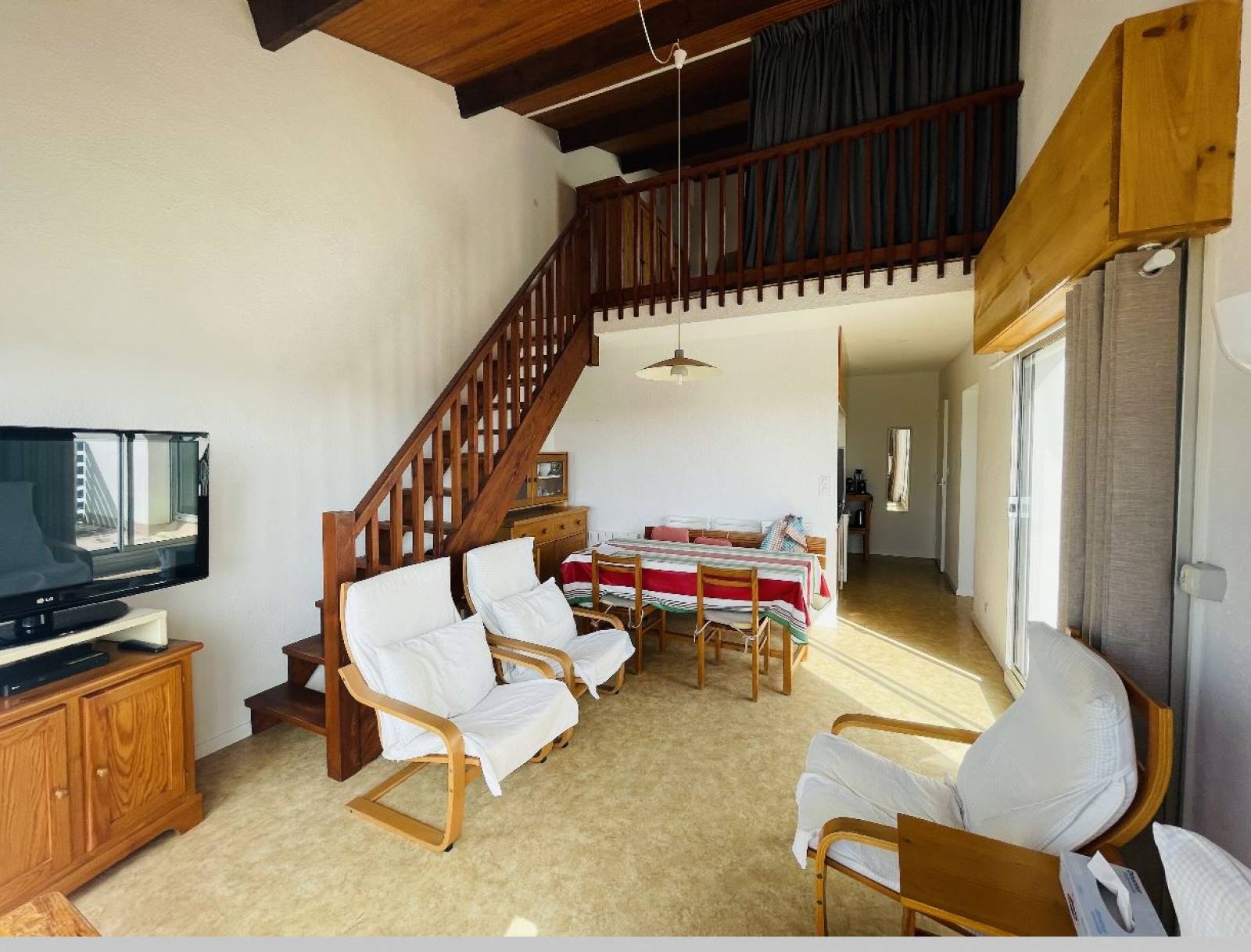 Appartement  de deux chambres avec place de parking, en bord de mer à Biscarrosse