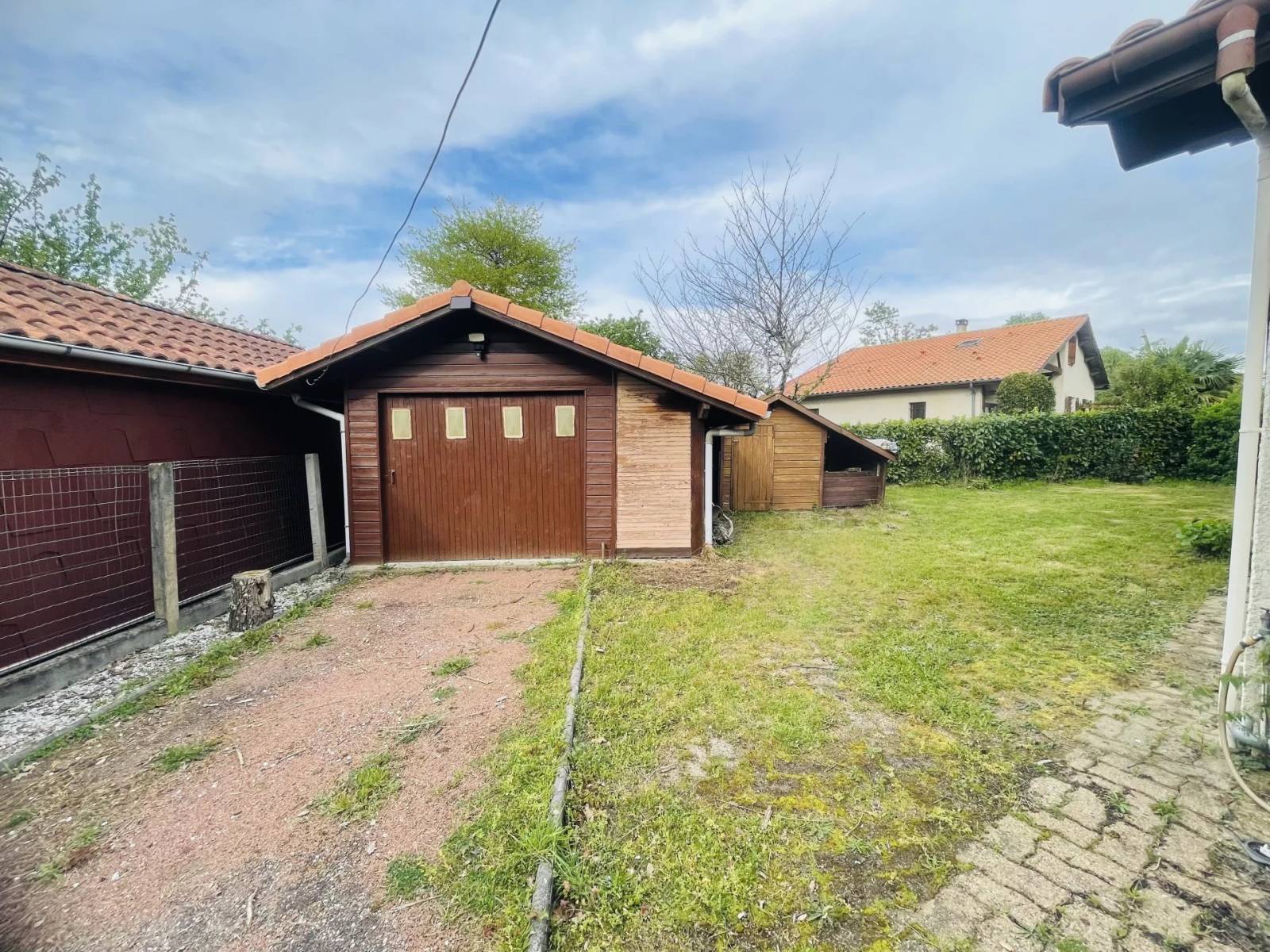Maison avec garage à vendre dans le centre ville de biscarrosse