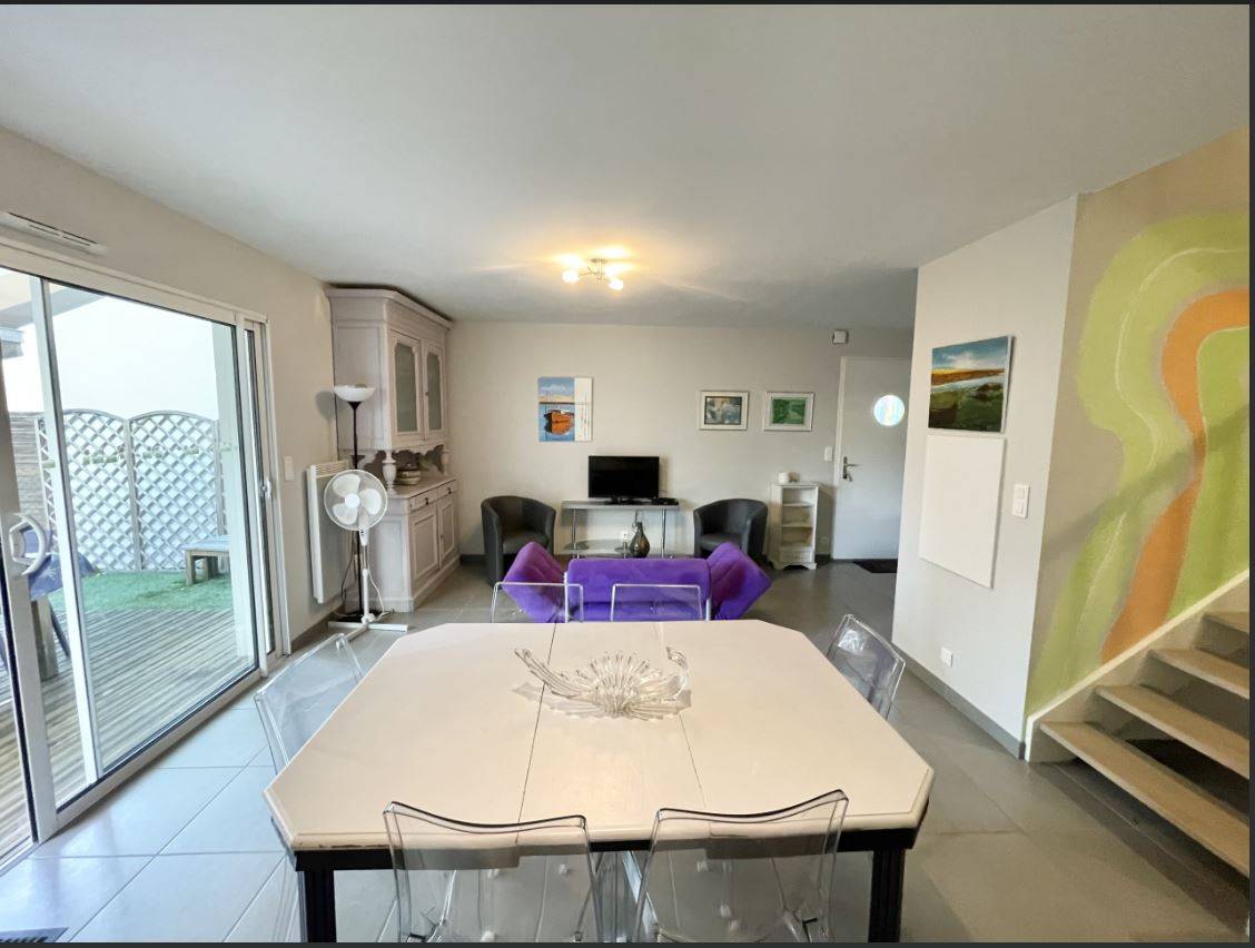 Louer une villa pour quinze jours pour 6 personnes à Biscarrosse plage