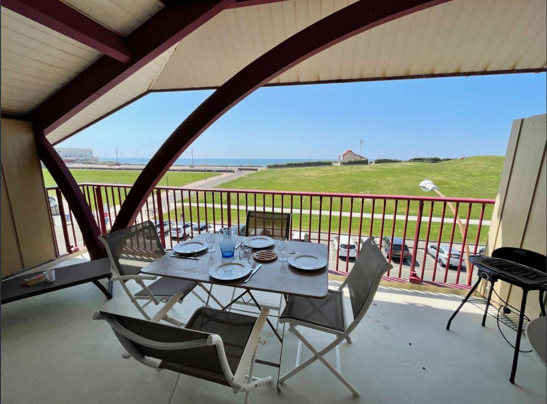 Appartement de standing deux chambres avec magnifique vue sur l'océan