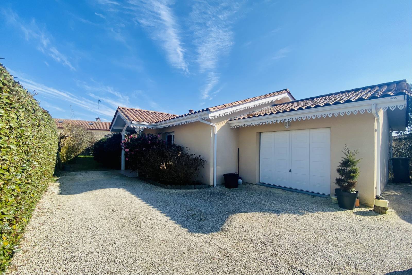 Vendu : Jolie Villa avec piscine 4 chambres + Bureau à Biscarrosse Bourg