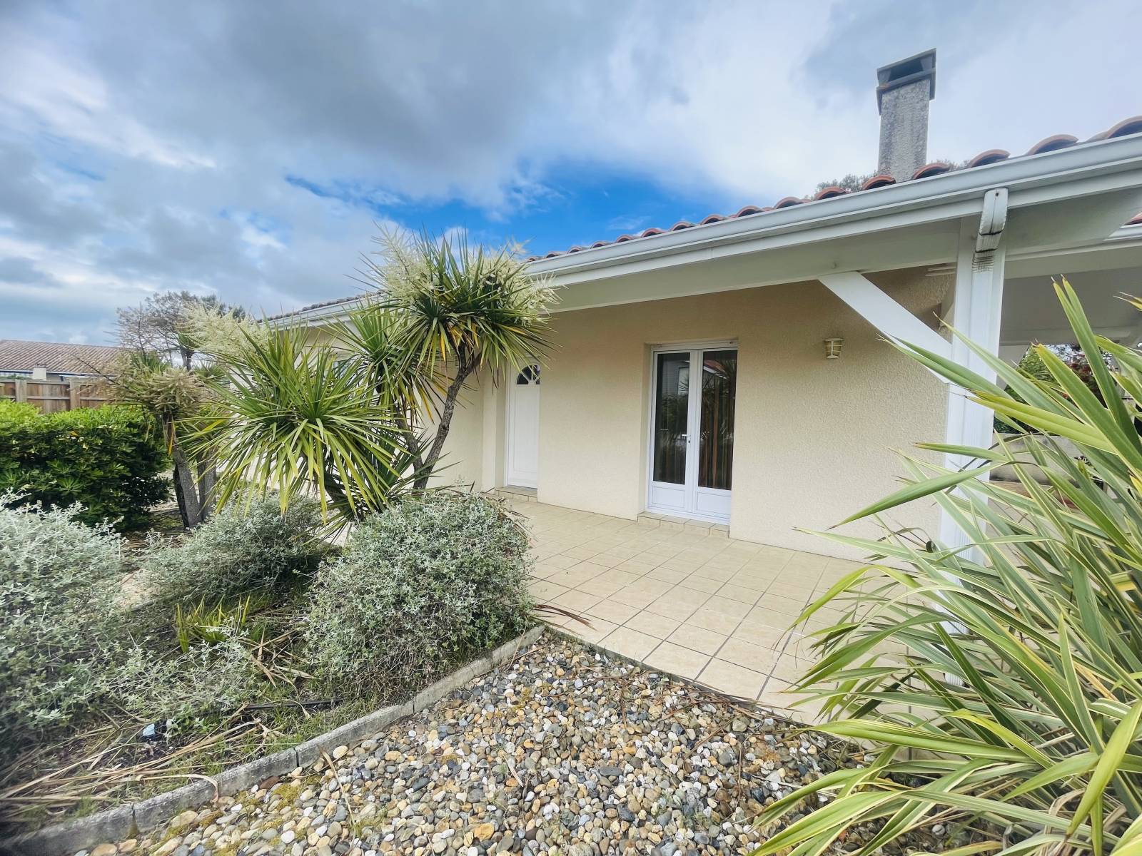 Maison T4  de plain pied avec garage proche de l'océan