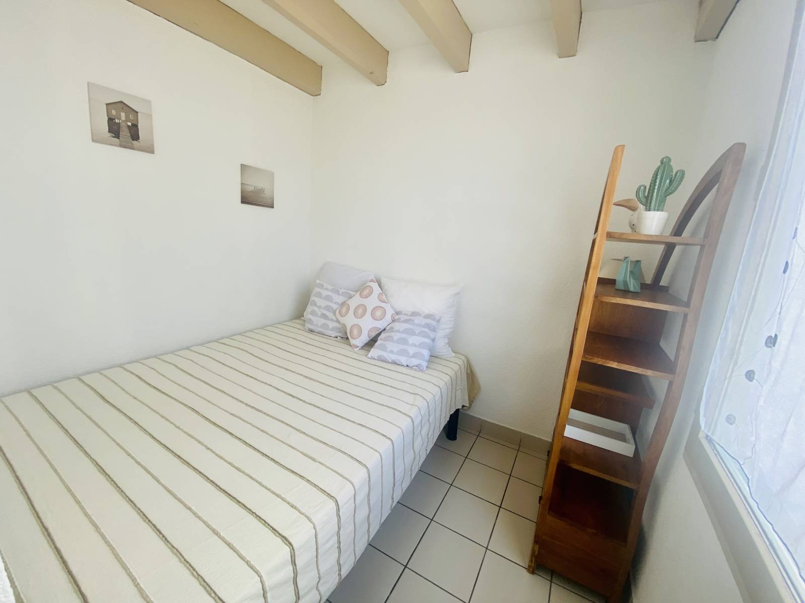 Vendu : Sympathique Pavillon avec 2 Chambres + Mezzanine