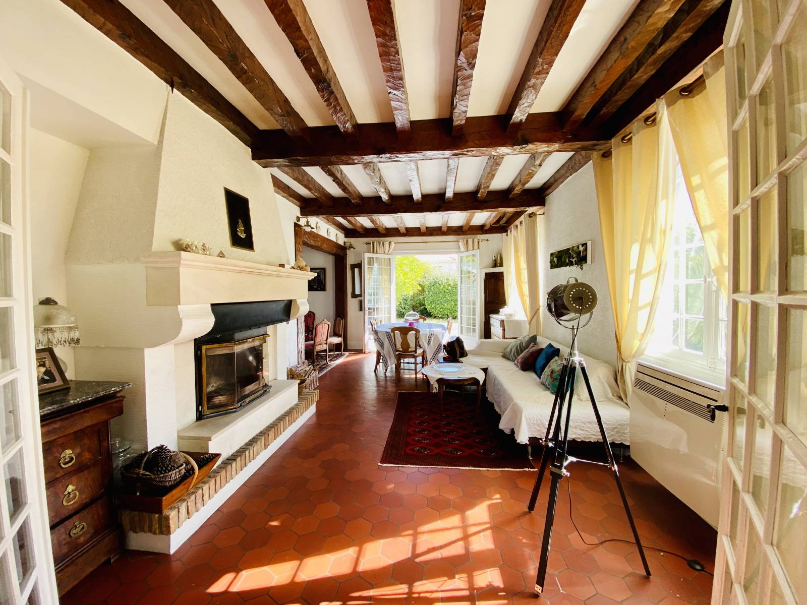 À vendre maison avec ( chambres et piscine à Biscarrosse plage