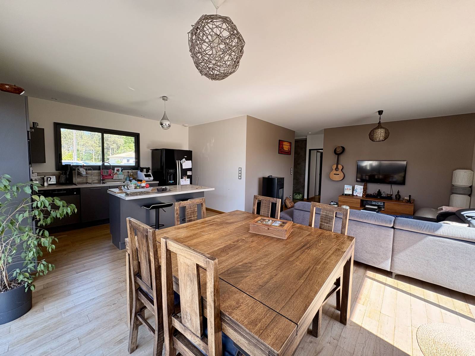 Agréable Maison Ossature Bois avec 3 Chambres à Parentis en Born