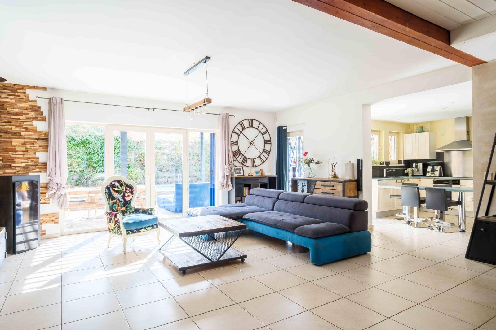 Agréable villa familiale de 4 chambres avec piscine dans une impasse à Biscarrosse Bourg