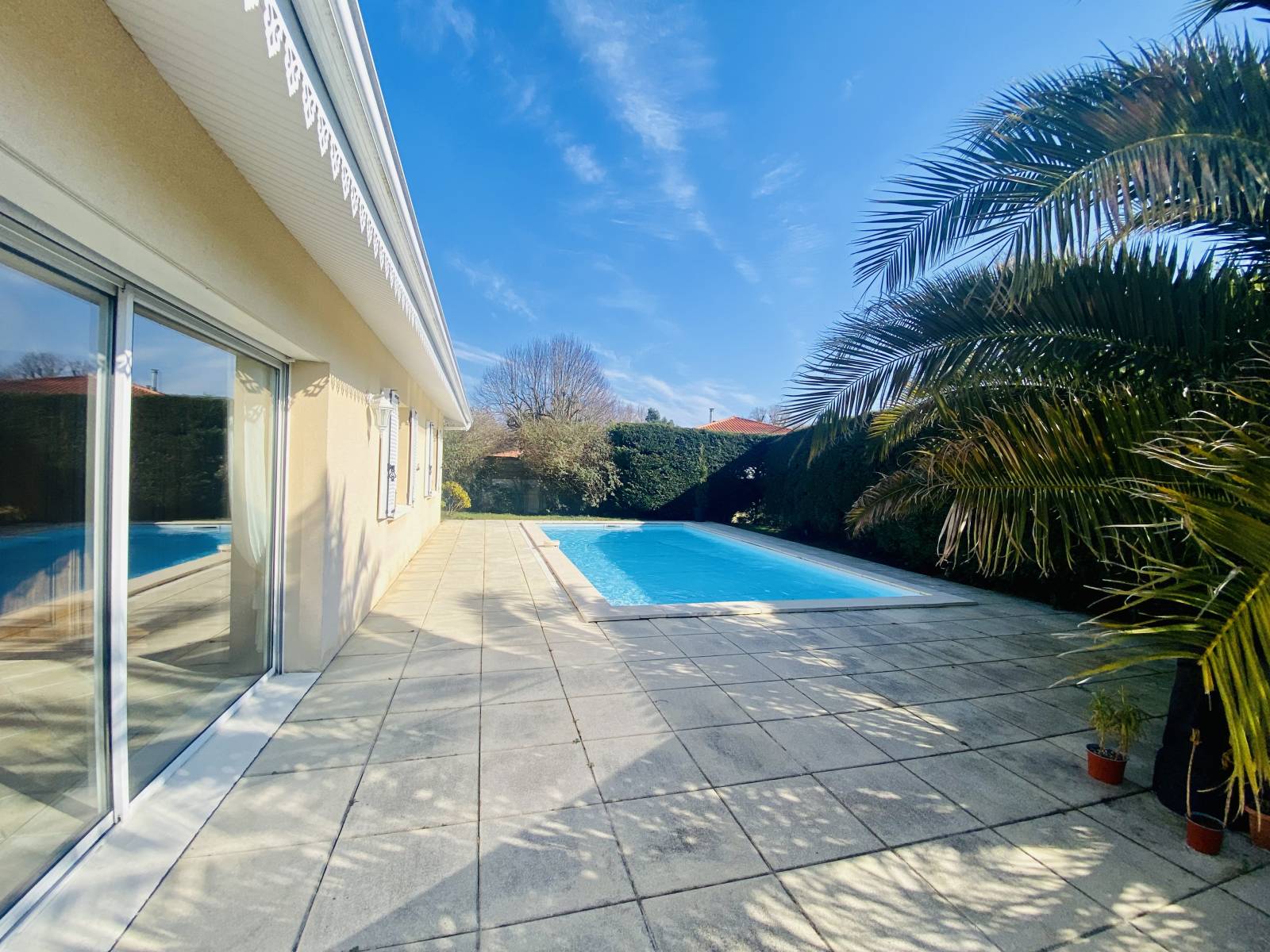 Vendu : Jolie Villa avec piscine 4 chambres + Bureau à Biscarrosse Bourg