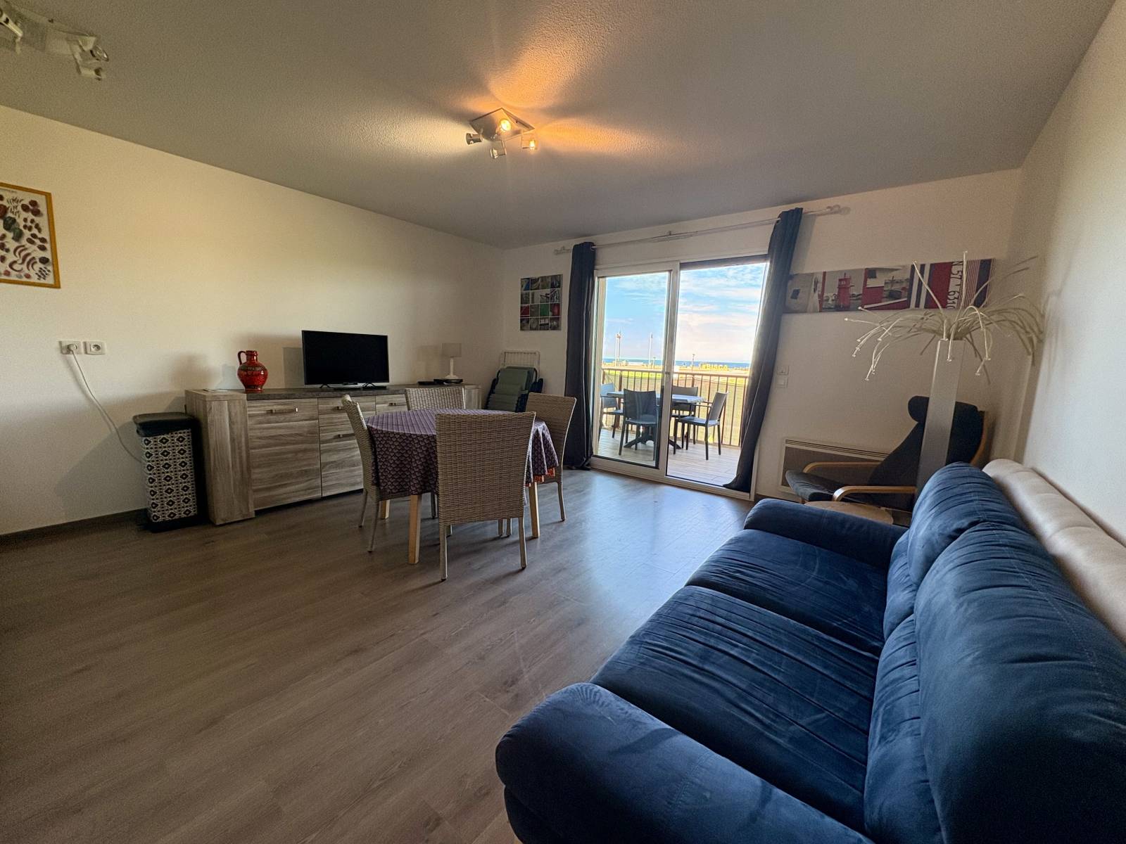 Appartement T2 cabine vue océan à vendre à Biscarrosse Plage avec terrasse, parking couvert, cuisine équipée