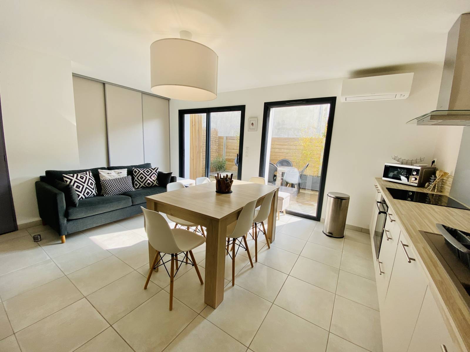 agence immobilière  , achat appartement dans petit collectif Biscarrosse 33