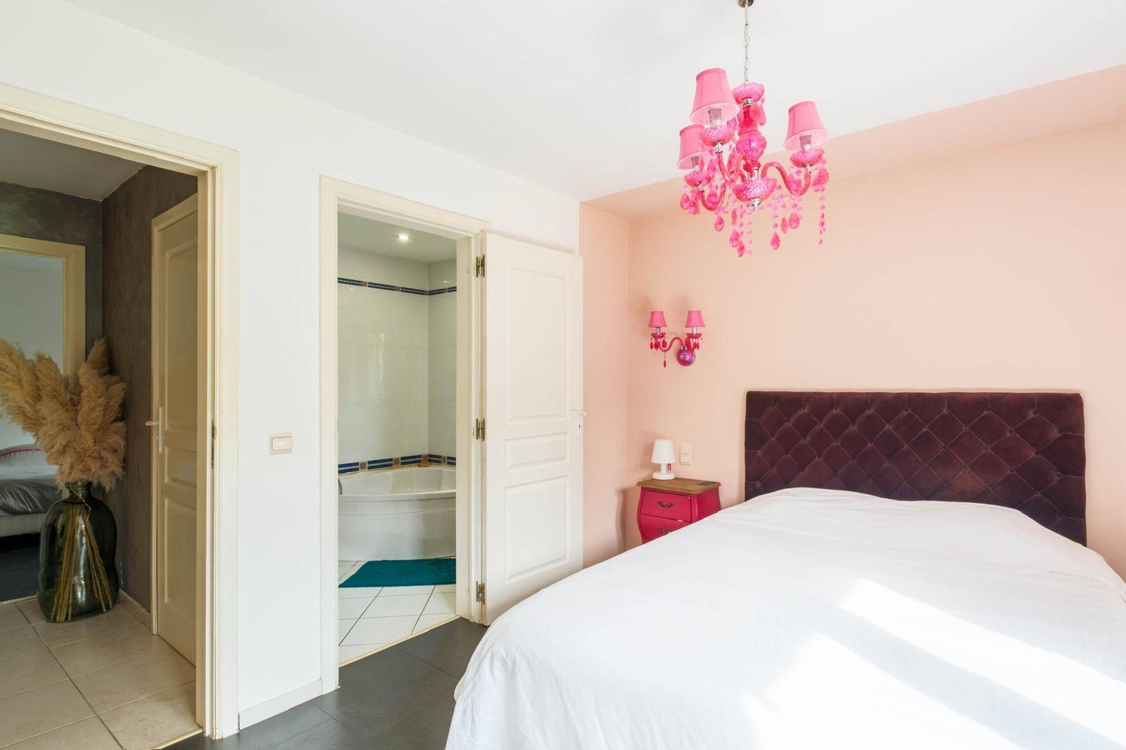 Agréable villa familiale de 4 chambres avec piscine dans une impasse à Biscarrosse Bourg