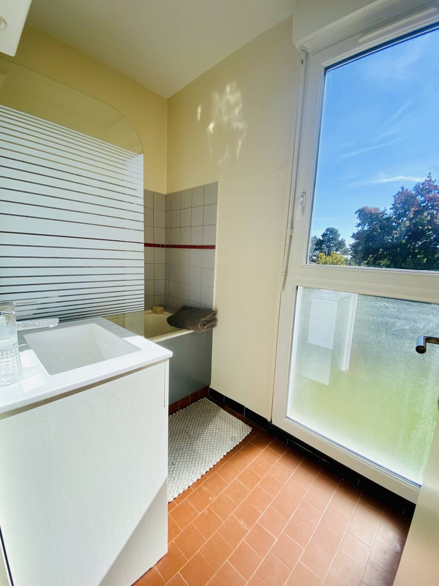 Agréable et lumineux Appartement T4 à Biscarrosse Bourg