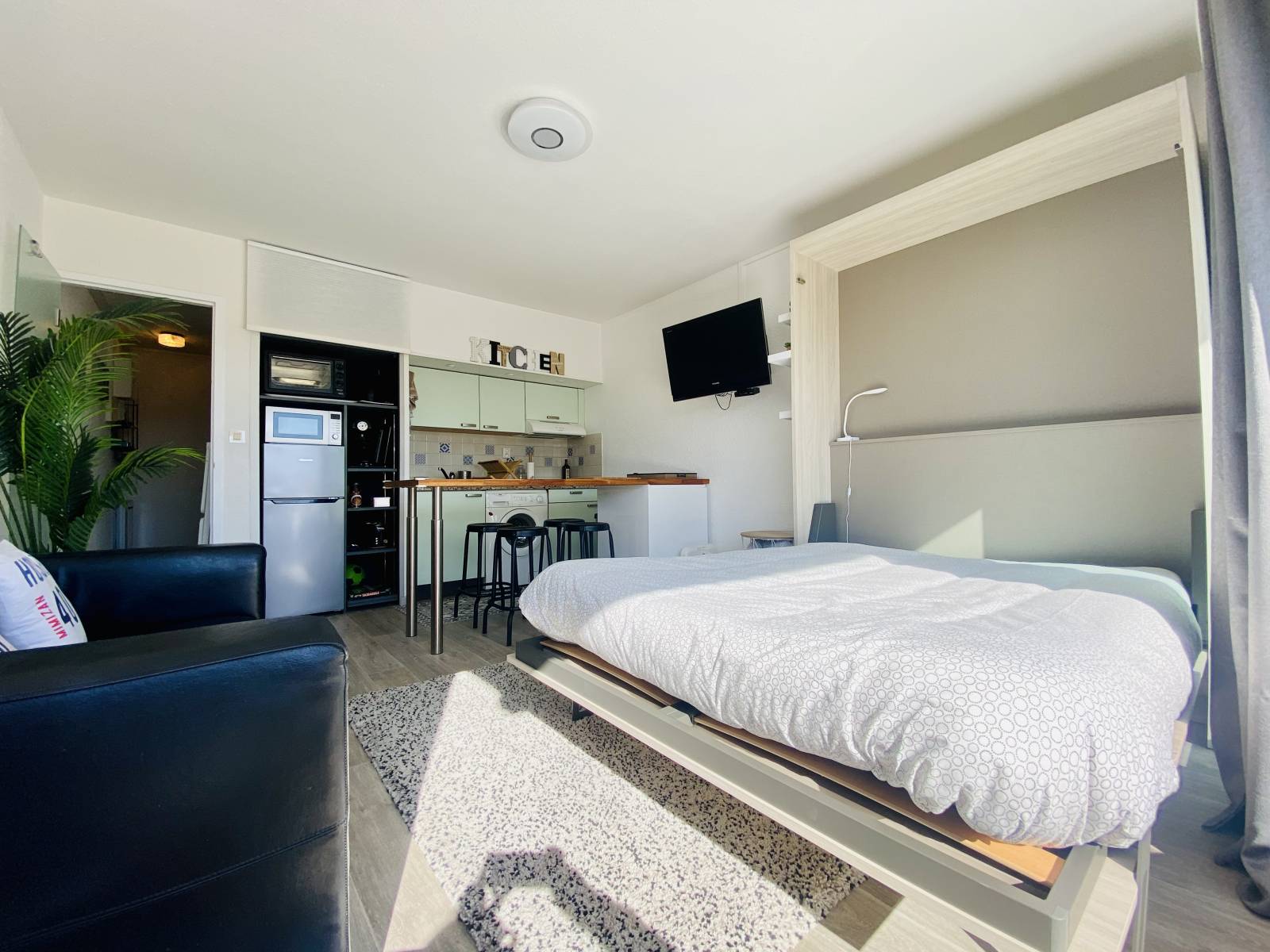 Vendu : Magnifique Appartement T1 Cabine avec Parking proche Plage Centrale