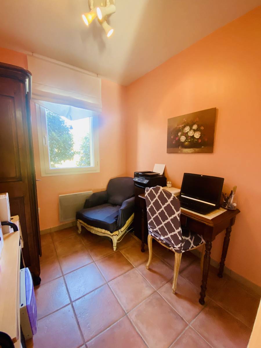 Vendu : Jolie Villa avec piscine 4 chambres + Bureau à Biscarrosse Bourg