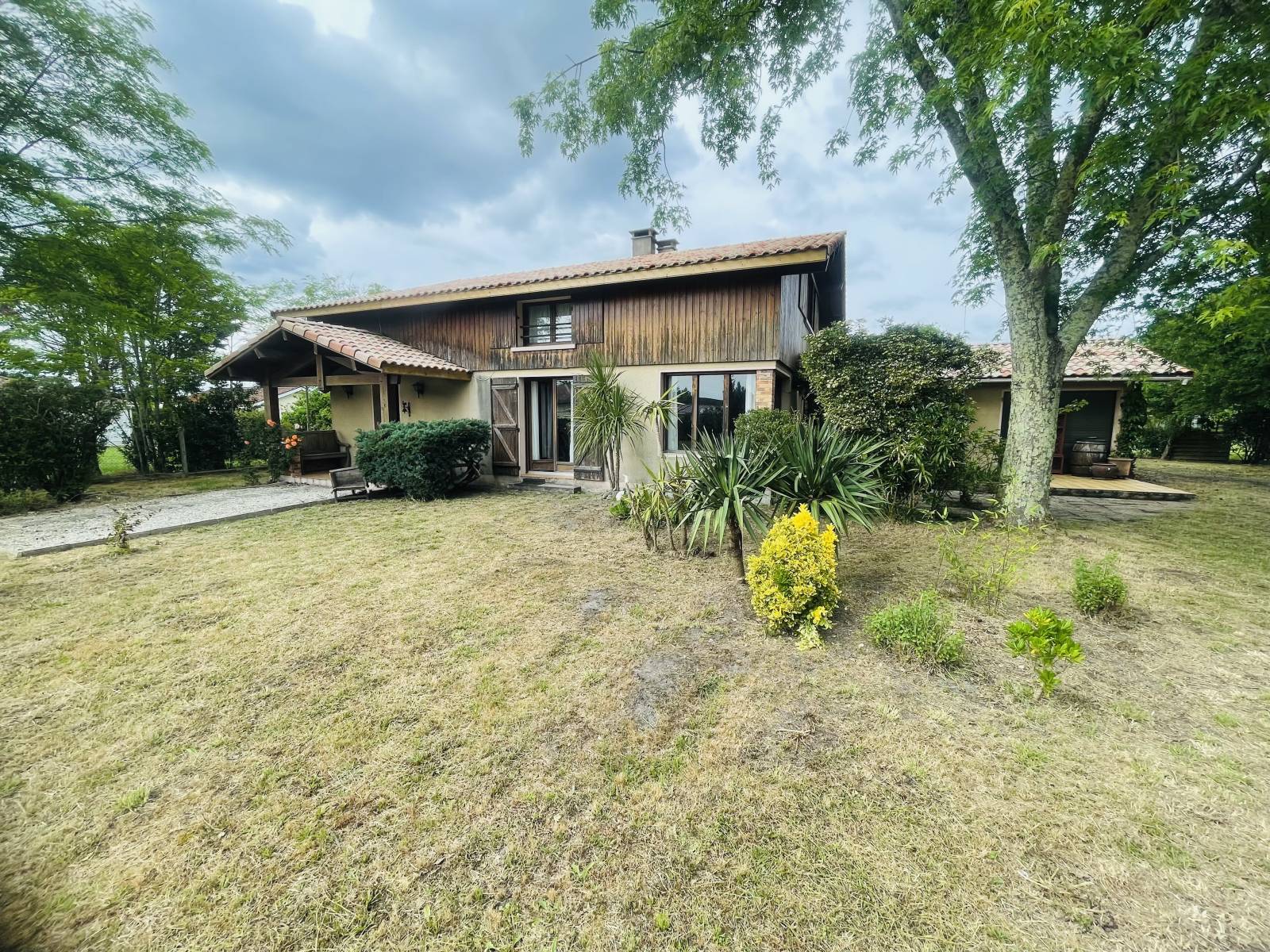 Spacieuse Villa avec grand jardin au calme Biscarrosse pour 10 personnes