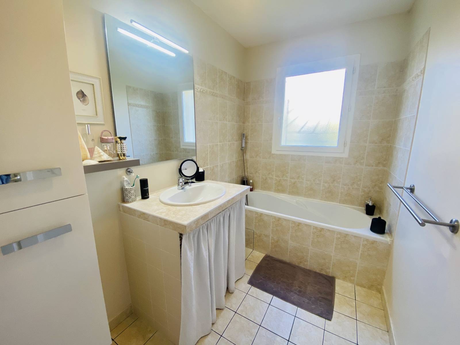 Vendu : Jolie Villa avec piscine 4 chambres + Bureau à Biscarrosse Bourg