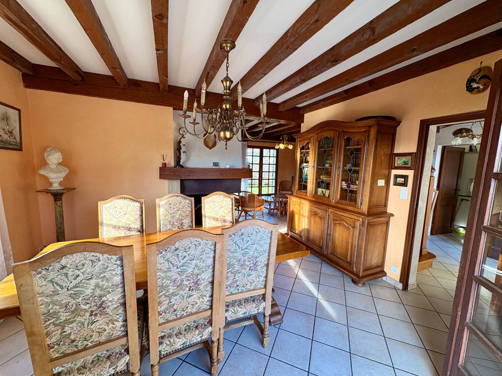 Jolie Maison traditionnelle 4 chambres + Bureau avec piscine à Biscarrosse Plage