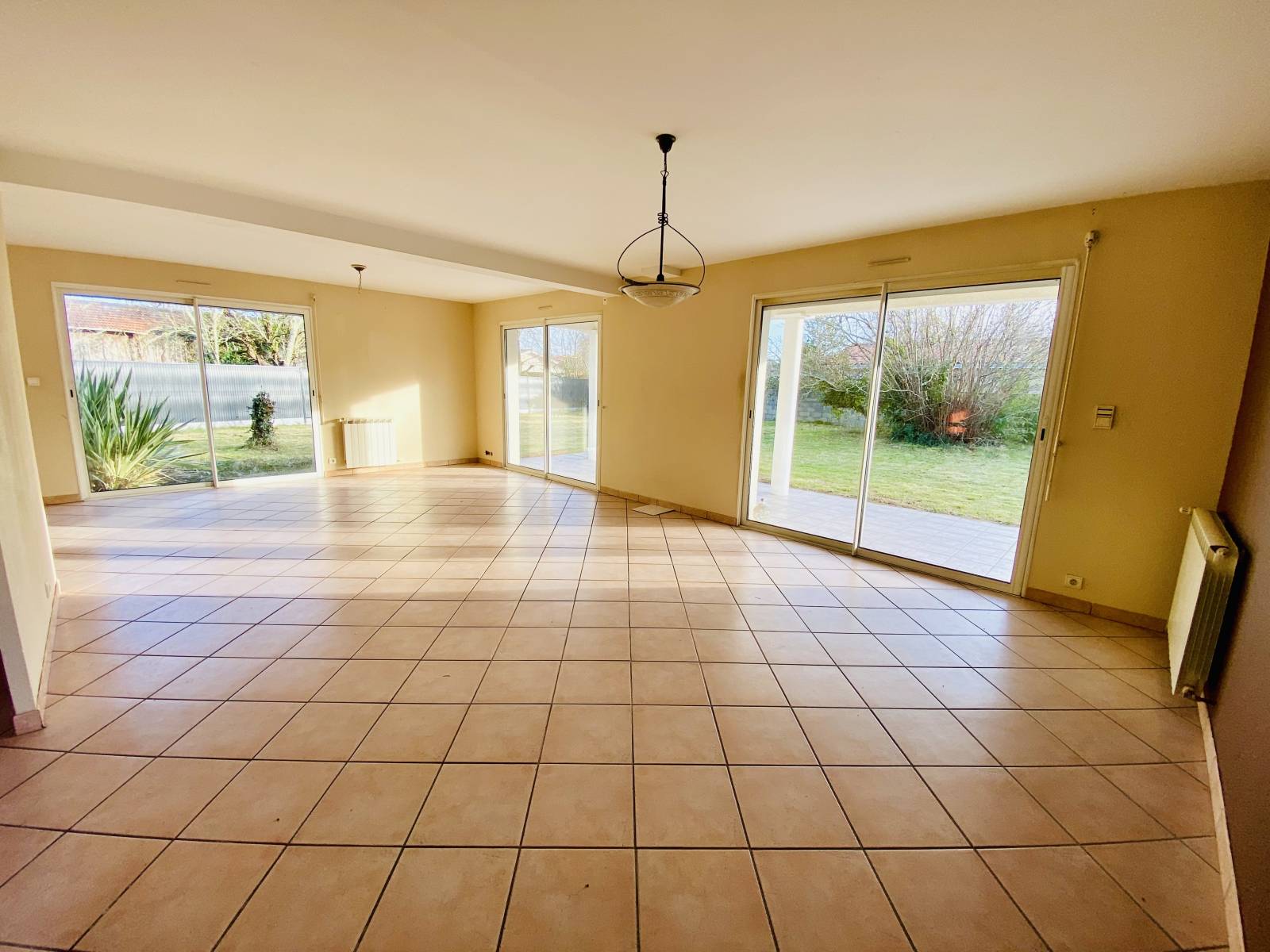 Sympathique Maison Familiale 6 chambres à rénover dans secteur calme