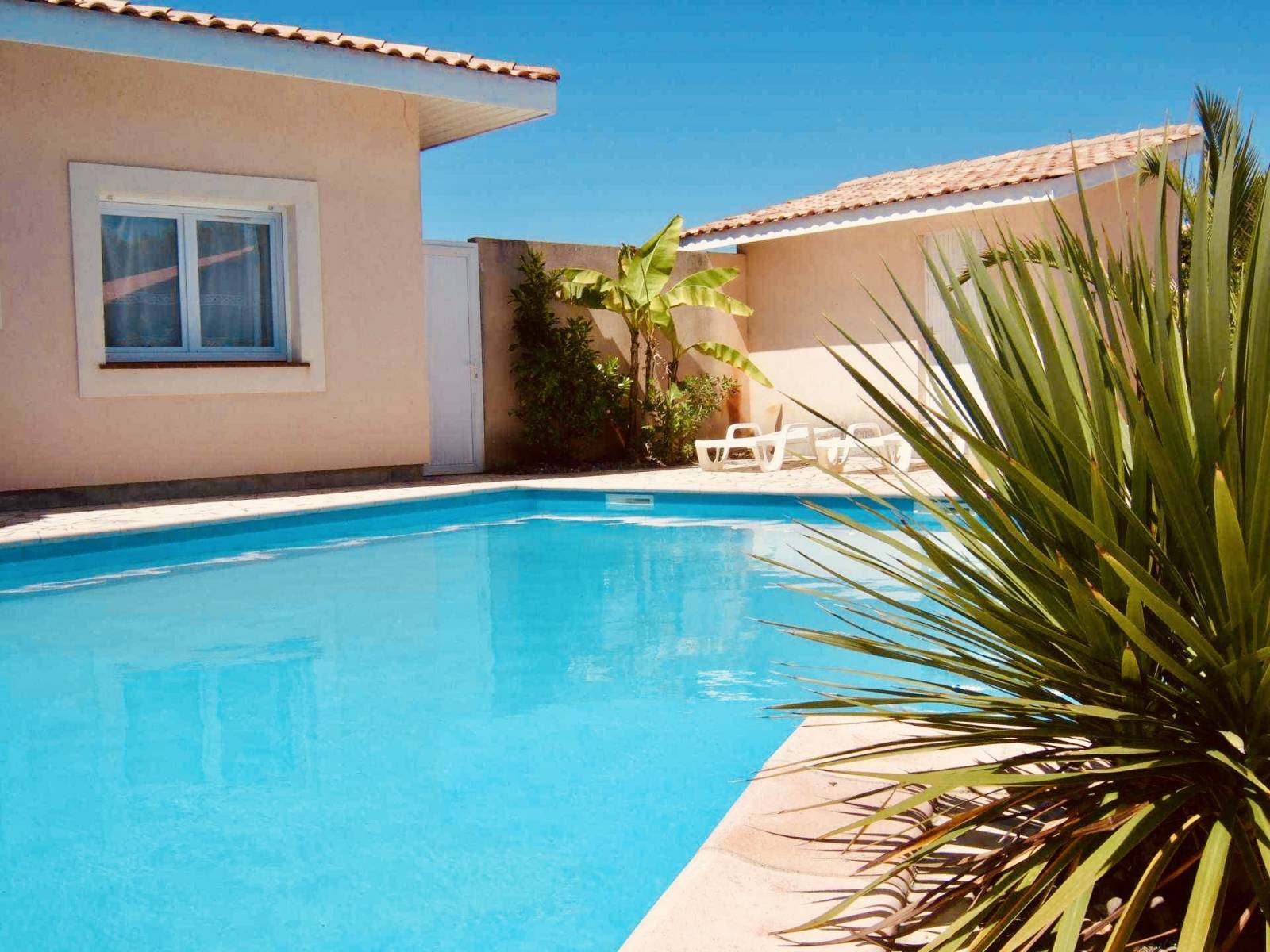 Spacieuse Villa 12 personnes avec piscine proche de l'océan à Biscarrosse Plage