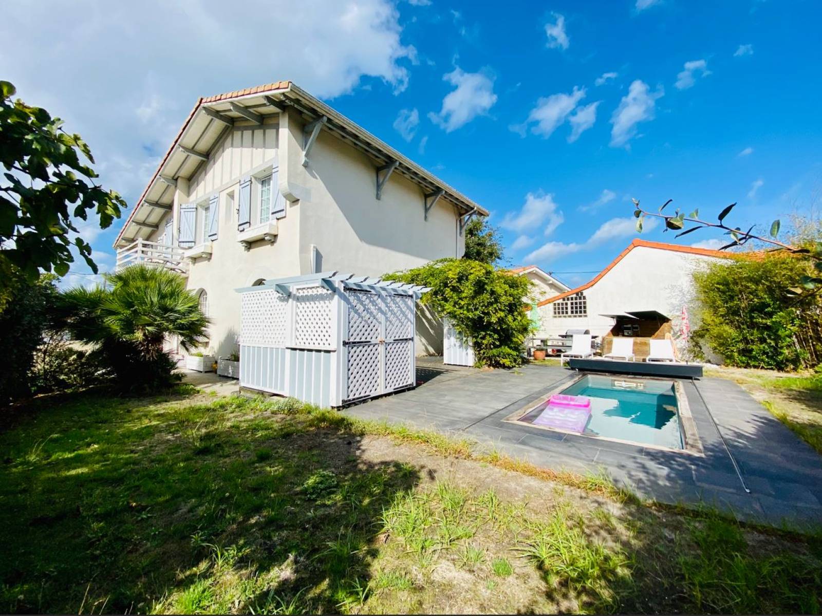 Maison de 5 chambres avec dépendance à Biscarrosse plage