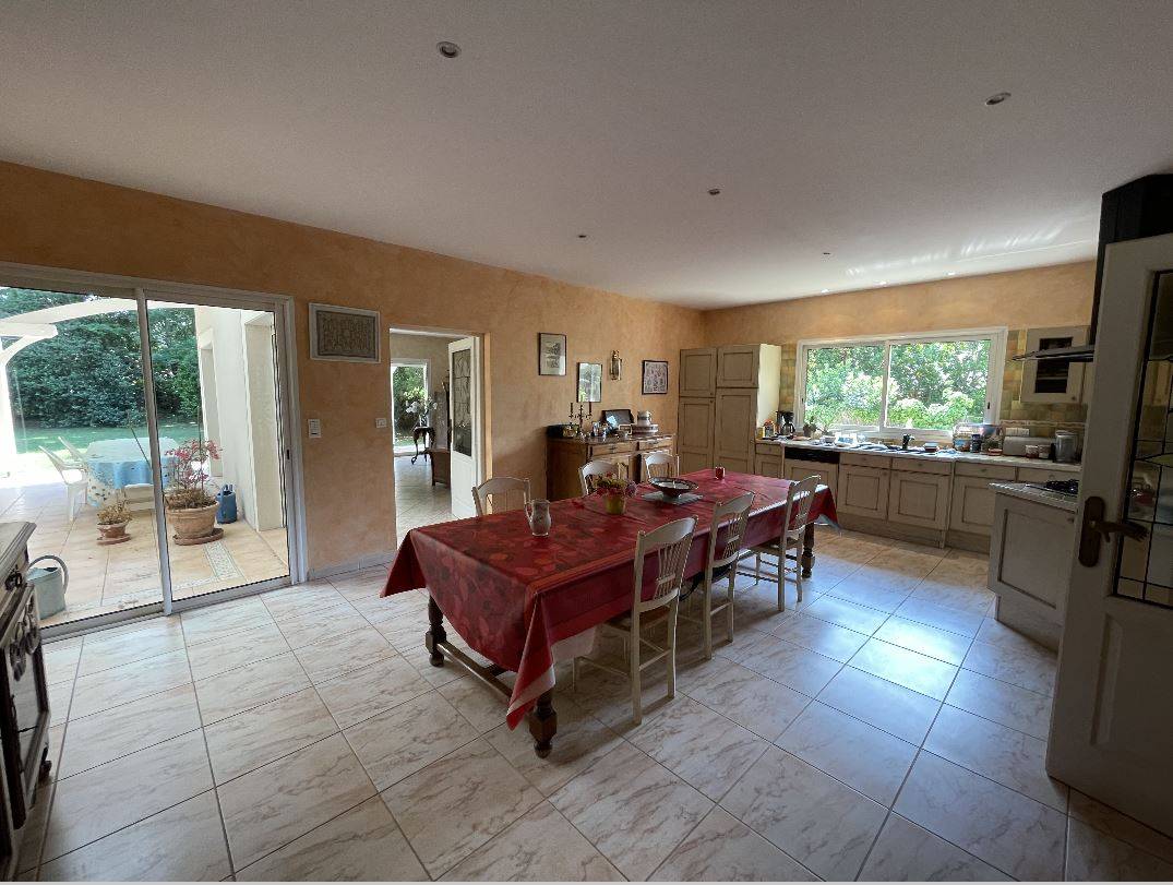 demande informations pour achat grande villa sur très grand terrain bisé et piscinable