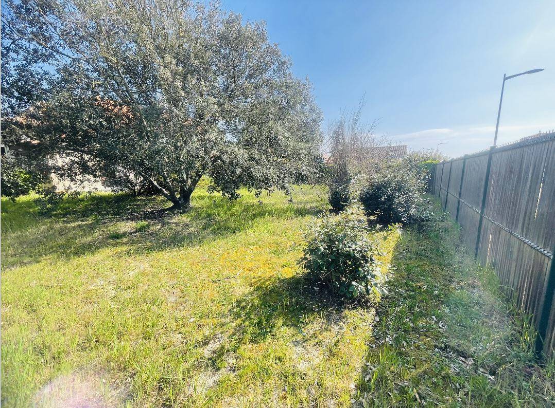 À vendre : terrain à bâtir de 410 m² proche de l'océan à Biscarrosse Plage