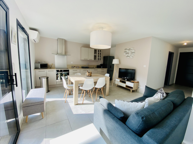 Appartement moderne à louer pour les vacances à Biscarrosse plage