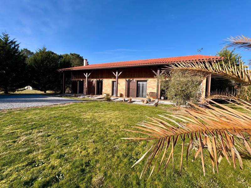 Agréable Propriété de Charme avec 4 chambres à Biscarrosse