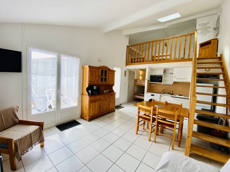 Agréable Pavillon 2 chambres dans une résidence avec piscine à Biscarrosse Plage