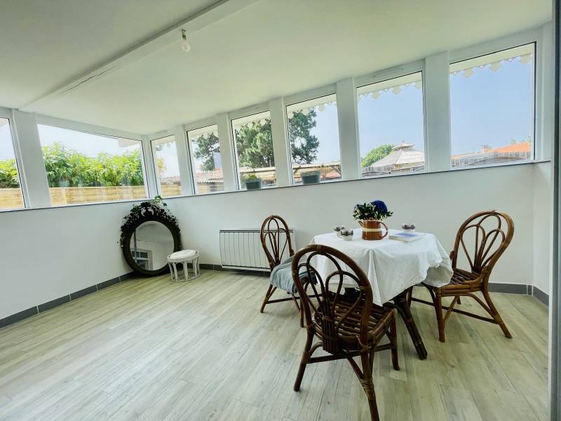 Maison de type T5 à vendre, proche du centre ville de Biscarrosse et du lac