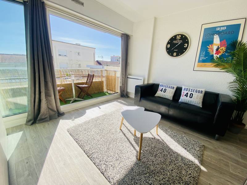 Vendu : Magnifique Appartement T1 Cabine avec Parking proche Plage Centrale