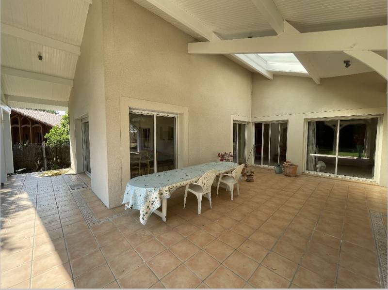 TROUVER VILLA  A VENDRE  AVEC GRAND TERRAIN DU COTE DE BISCARROSSE